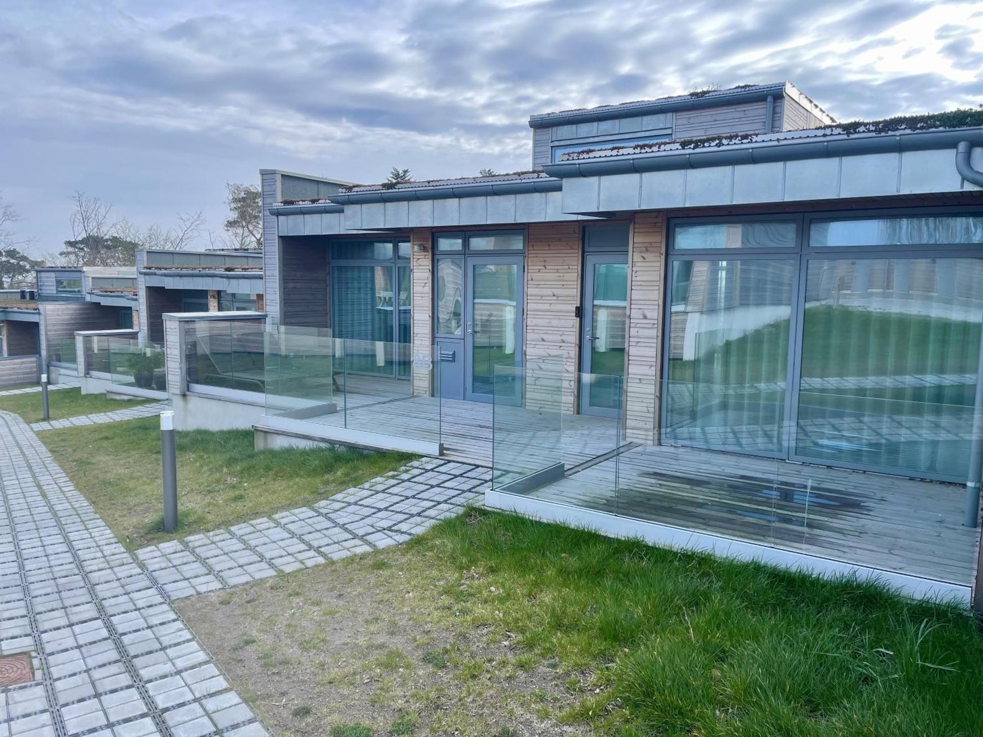 Nybygget Hus I Svaneke Taet Pa Klipper, Skov Og Hav Exterior foto
